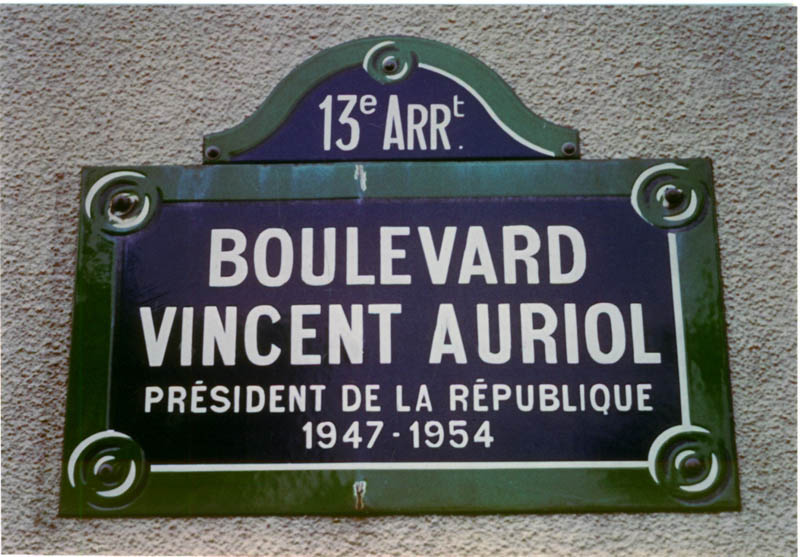 A 302B PLAQUE DE RUE