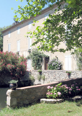 MOULIN DE LAUZY