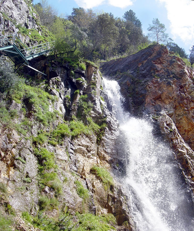 CASCADE-FENDEILLE