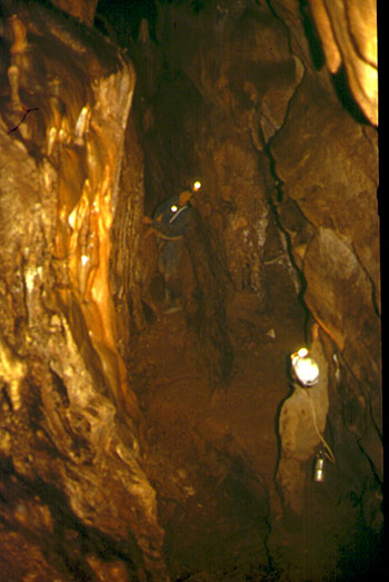 GROTTE DES GOURS