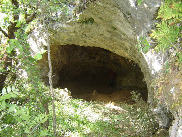 PORCHE-GROTTE-L13